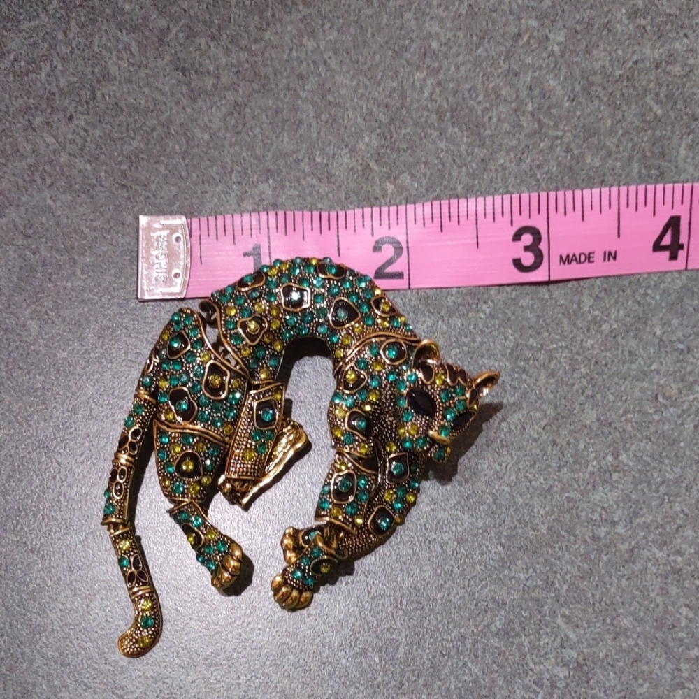 Vintage ElegantBlue Green and Gold Leopard Rhinestone Brooch - Picture 6 of 6